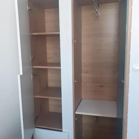 Beograd /slavija - Fontana 70 M2 Sajmiste