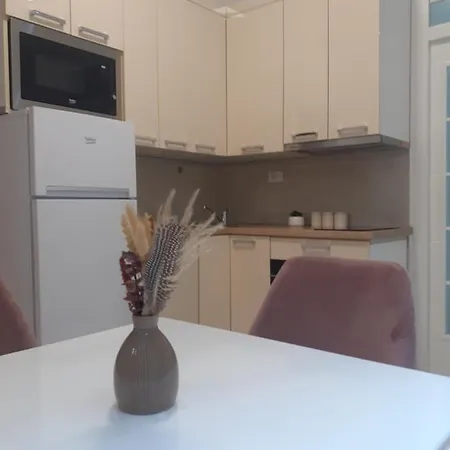 Apartmán Beograd /slavija - Fontana 70 M2 *