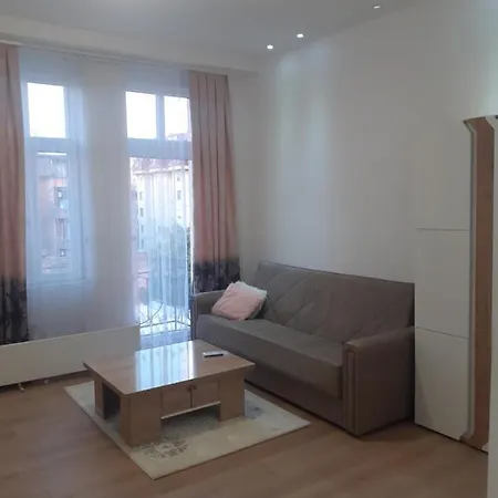 Beograd /slavija - Fontana 70 M2 Apartmán Sajmiste