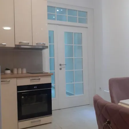 Apartmán Beograd /slavija - Fontana 70 M2 *